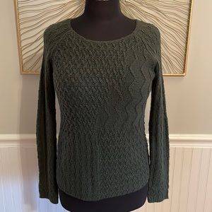 𝅺MAURICE’S deep olive green sweater